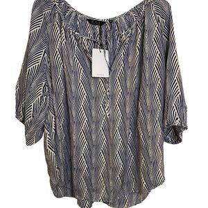 Zoa NY  Navy and White Patterned‎ Blouse Top Tunic V-Neck
